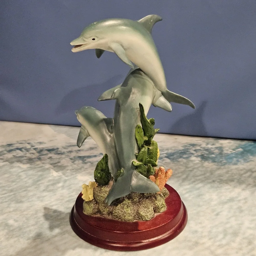 3 Jumping Dolphins Resin Figurine Statue Ocean Beach Nautical Decor 10